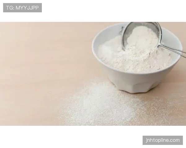 恩比德家的冰箱里塞满蛋白粉,连冰块都是鸡胸肉味的